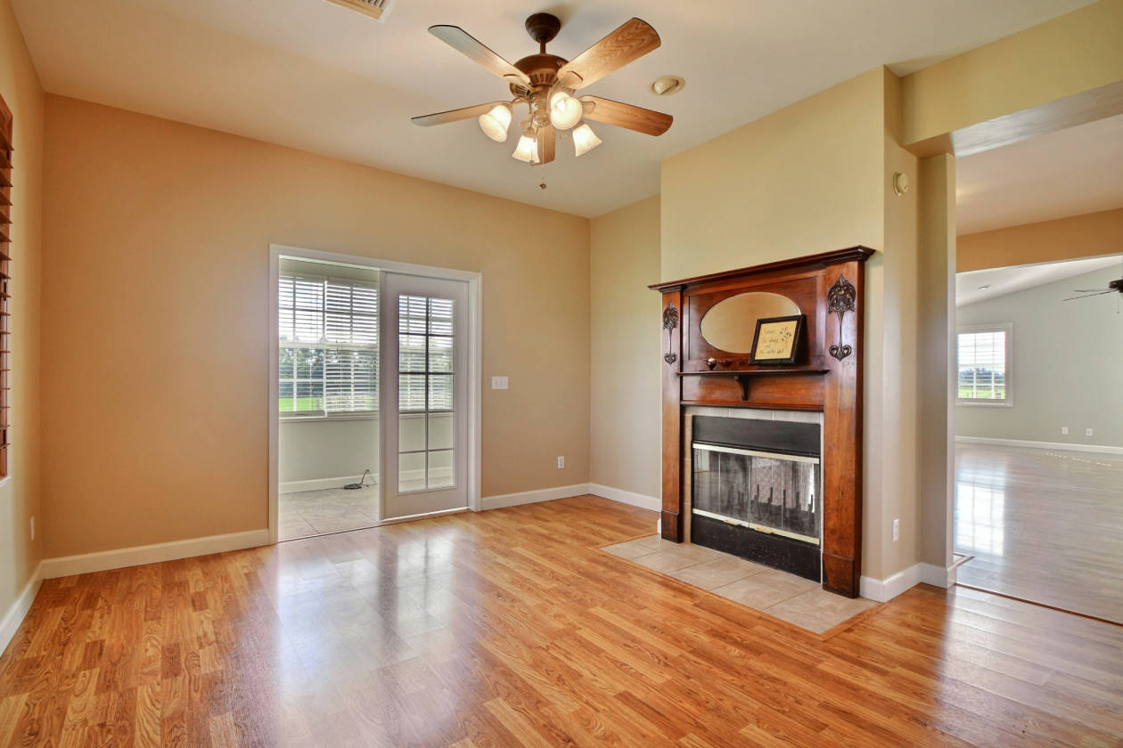 Enjoy the Country Life on a 20 Acre Farm Home! Vero Beach, Indian