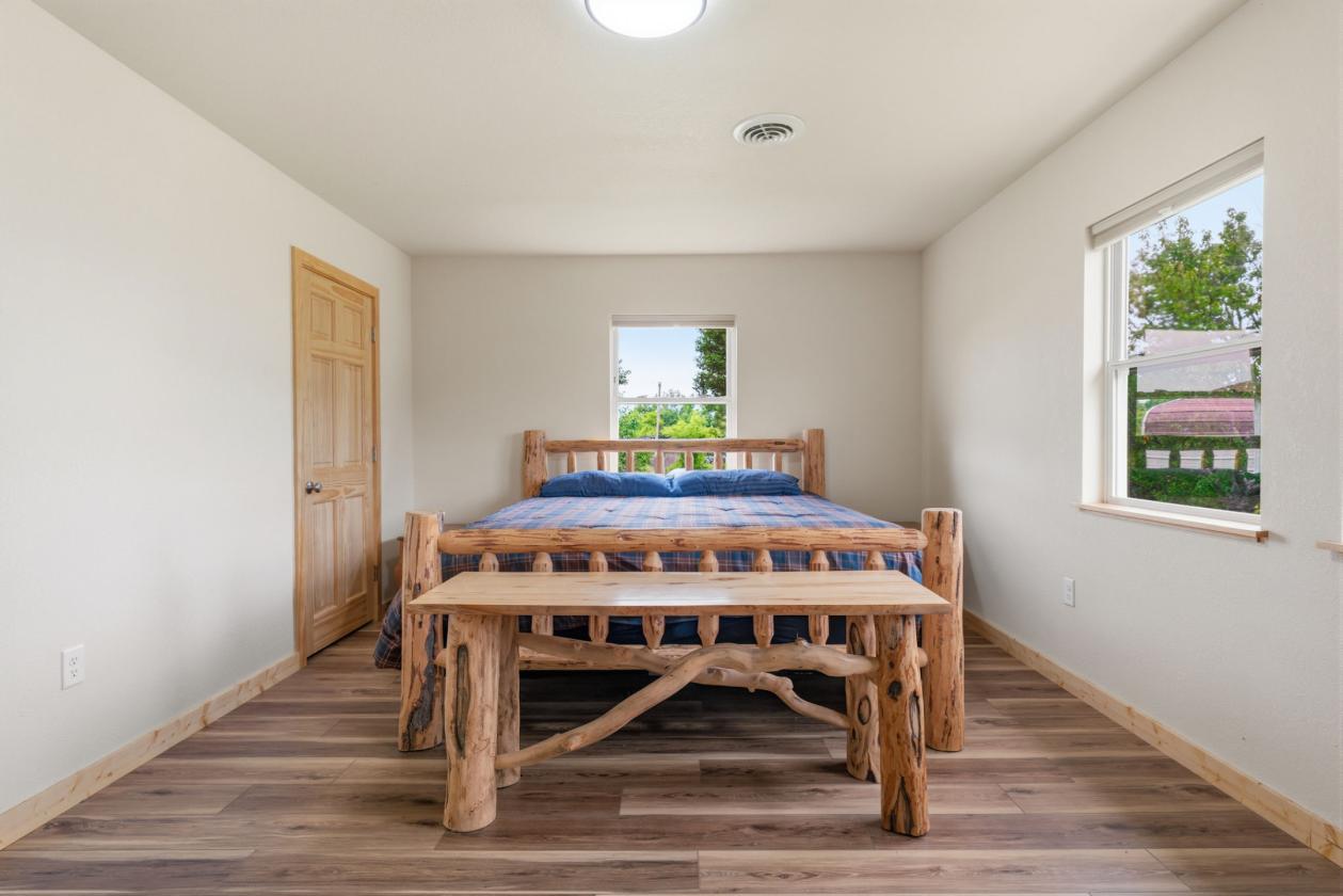 Home on 5 acres - photo 11