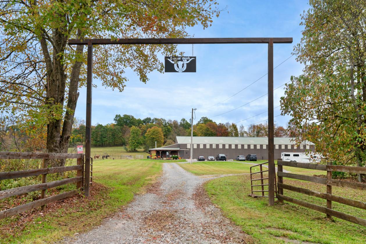 16.59 Acre Equestrian Estate - photo 19