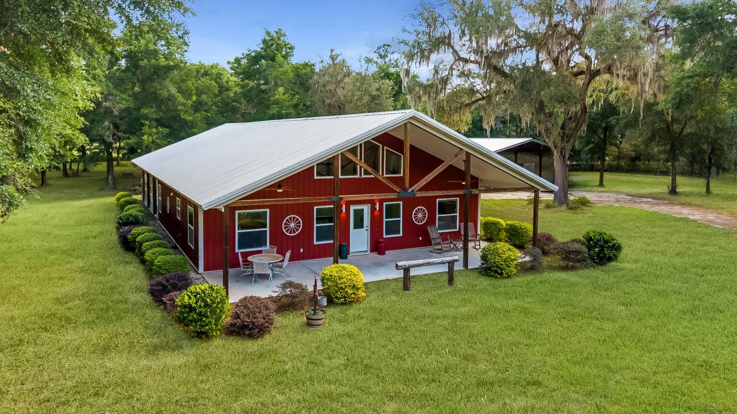 Horse Property for sale.