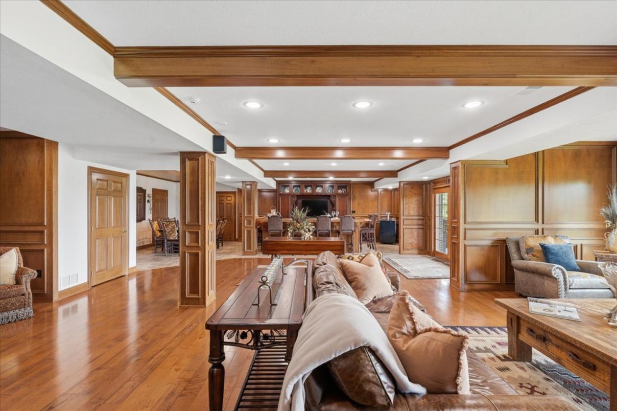 Western PA's Finest Equestrian Estate - photo 14
