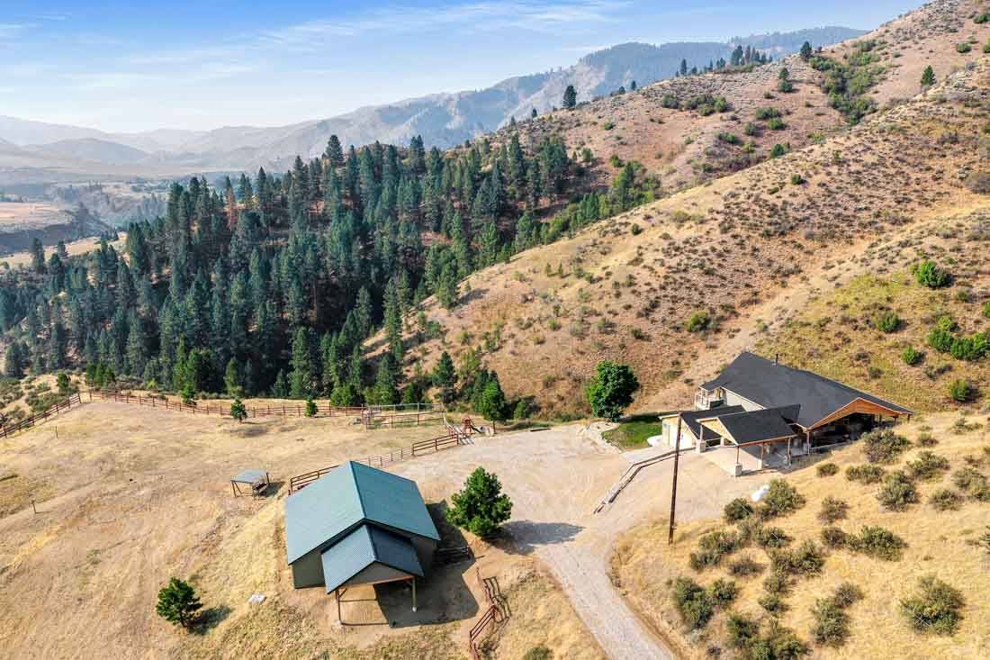 Magnificent Valley View Horse Ranch Boise, Boise County, Idaho