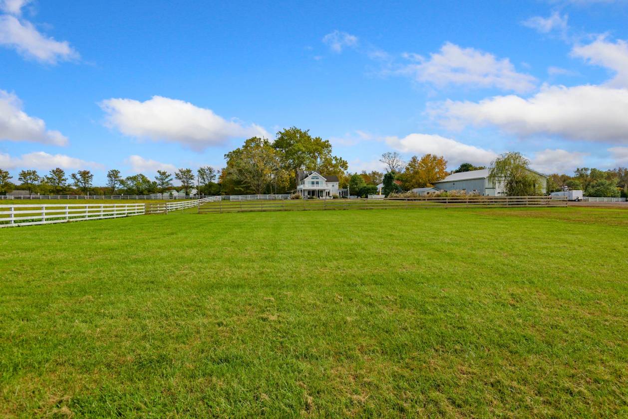 Rare Find Farm House with 106 acres in New Jersey Newfield