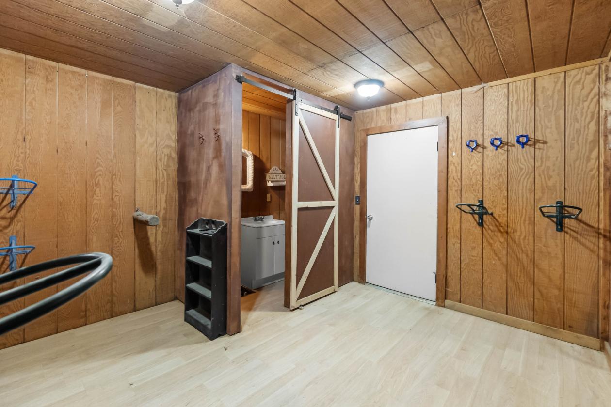 Exceptional Income-Producing Equestrian Property! - photo 20