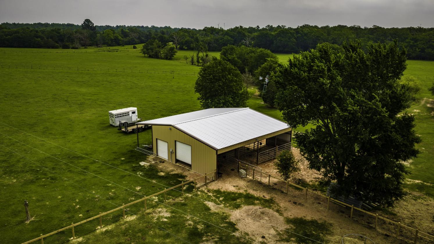 Complete Turnkey Country Horse Property - photo 15