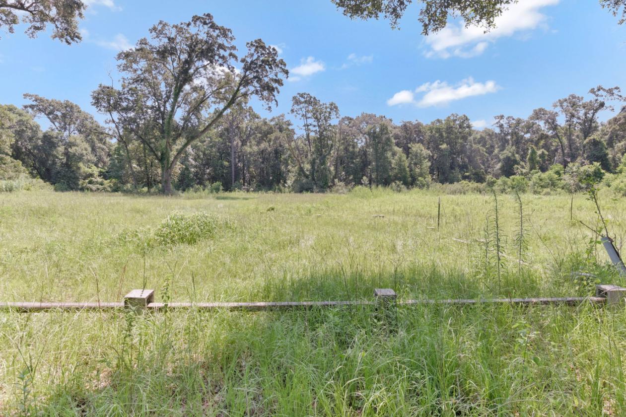 Fully Fenced 6-Acre Farmhouse!!! - photo 30