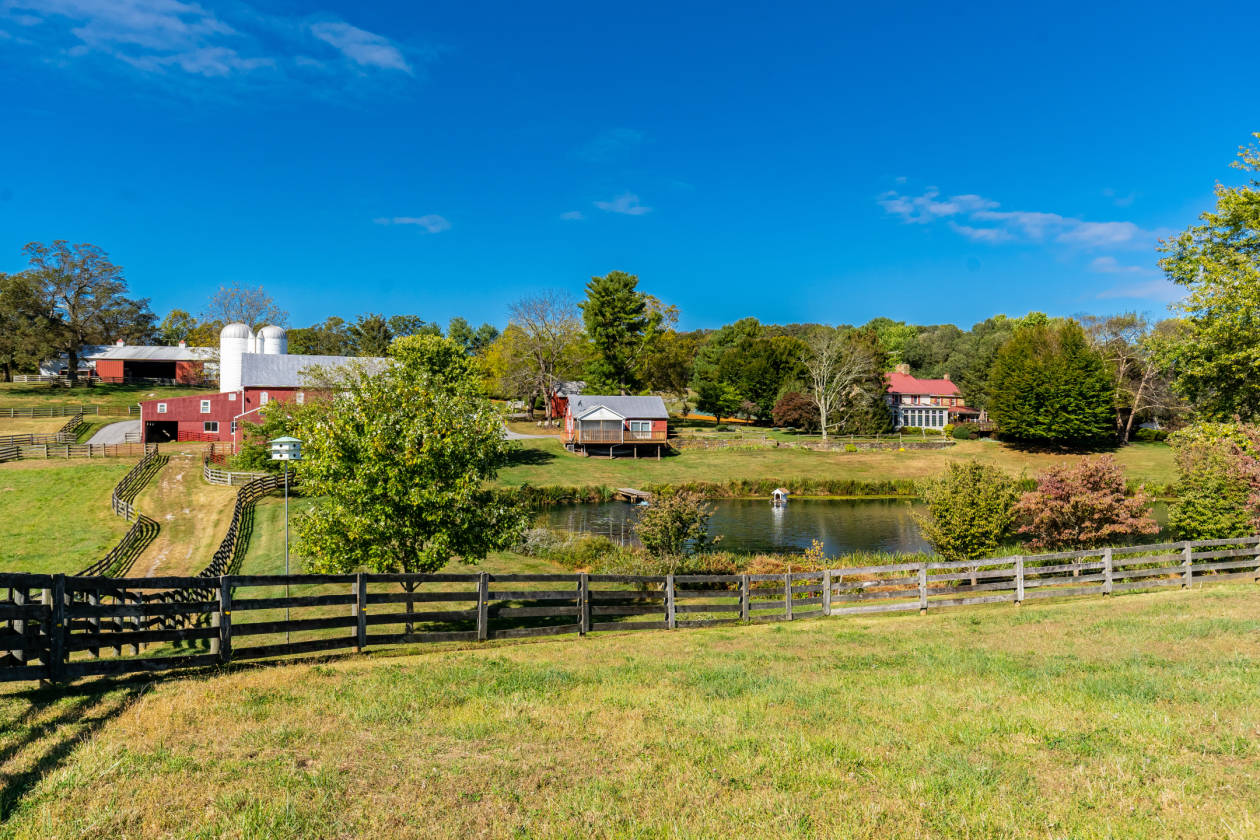 EQUESTRIAN ESTATE for sale Westminster, Carroll County, Maryland