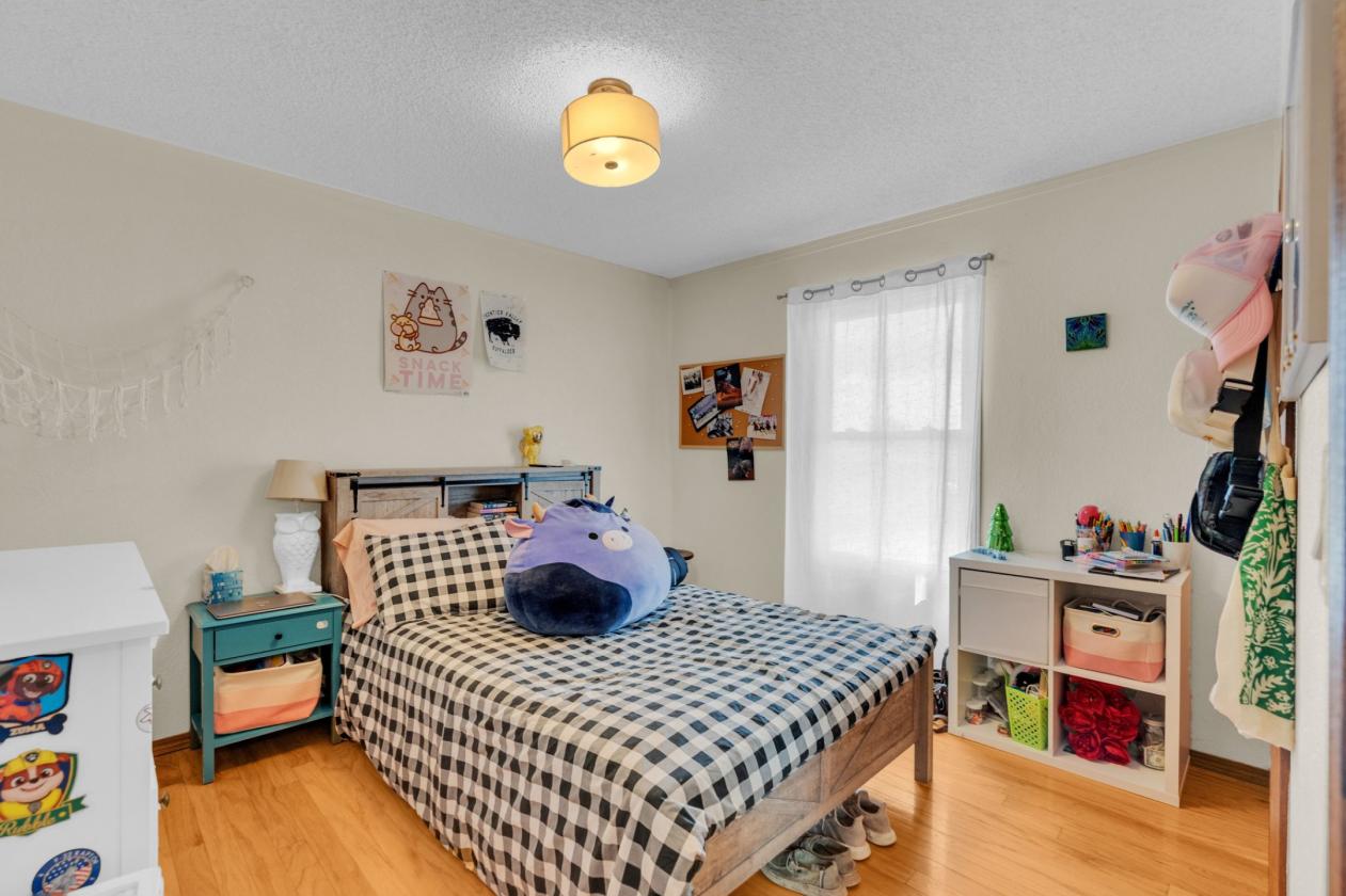 Close-in Equestrian Property! - photo 19