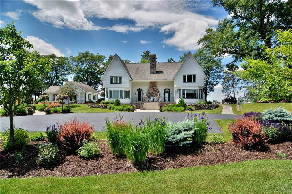 PRICE REDUCED!Luxury, ONEOFAKIND, estate!! 28+ acres on Beautiful