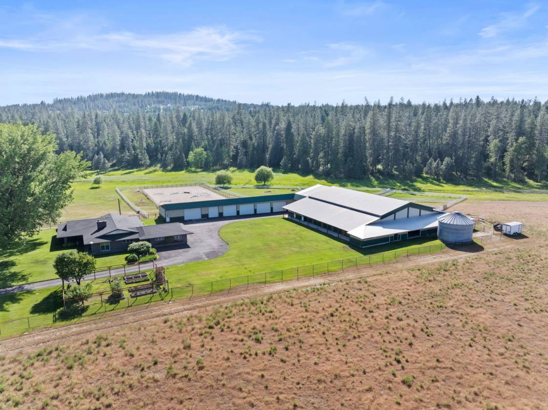 Horse Property for sale.