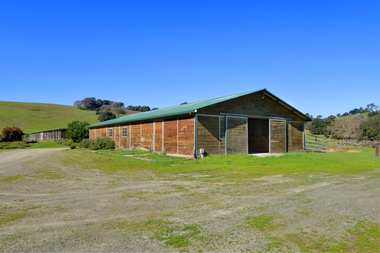 WALKING HORSE FARM Petaluma, Sonoma County, California Horse Properties