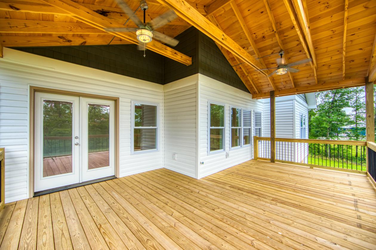 New Build in Ridgetop Acres Equestrian Community - photo 3