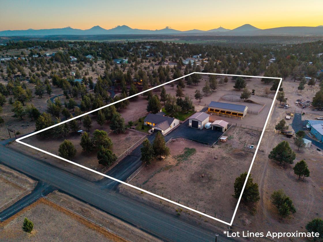 5.29-Acre Equestrian Property in Terrebonne - photo 7