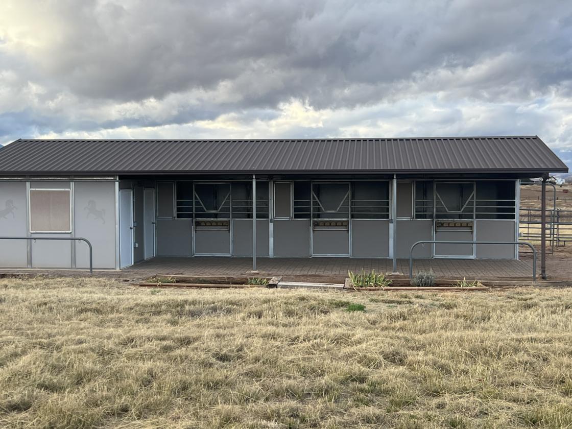 Elgin Beauty! workshop/RV garage/barn/ arena/house - photo 15