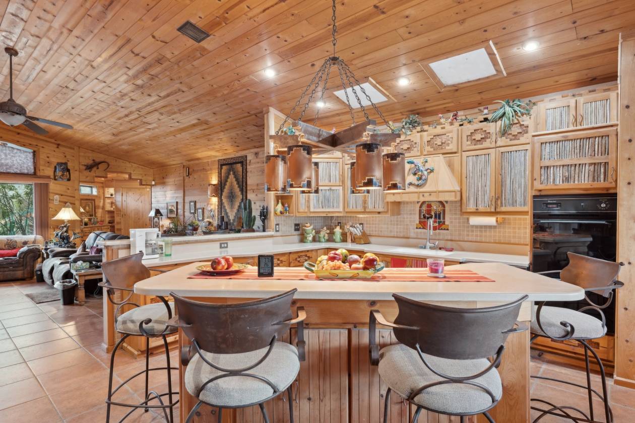 Home on 10+/- acres with private well! - photo 9
