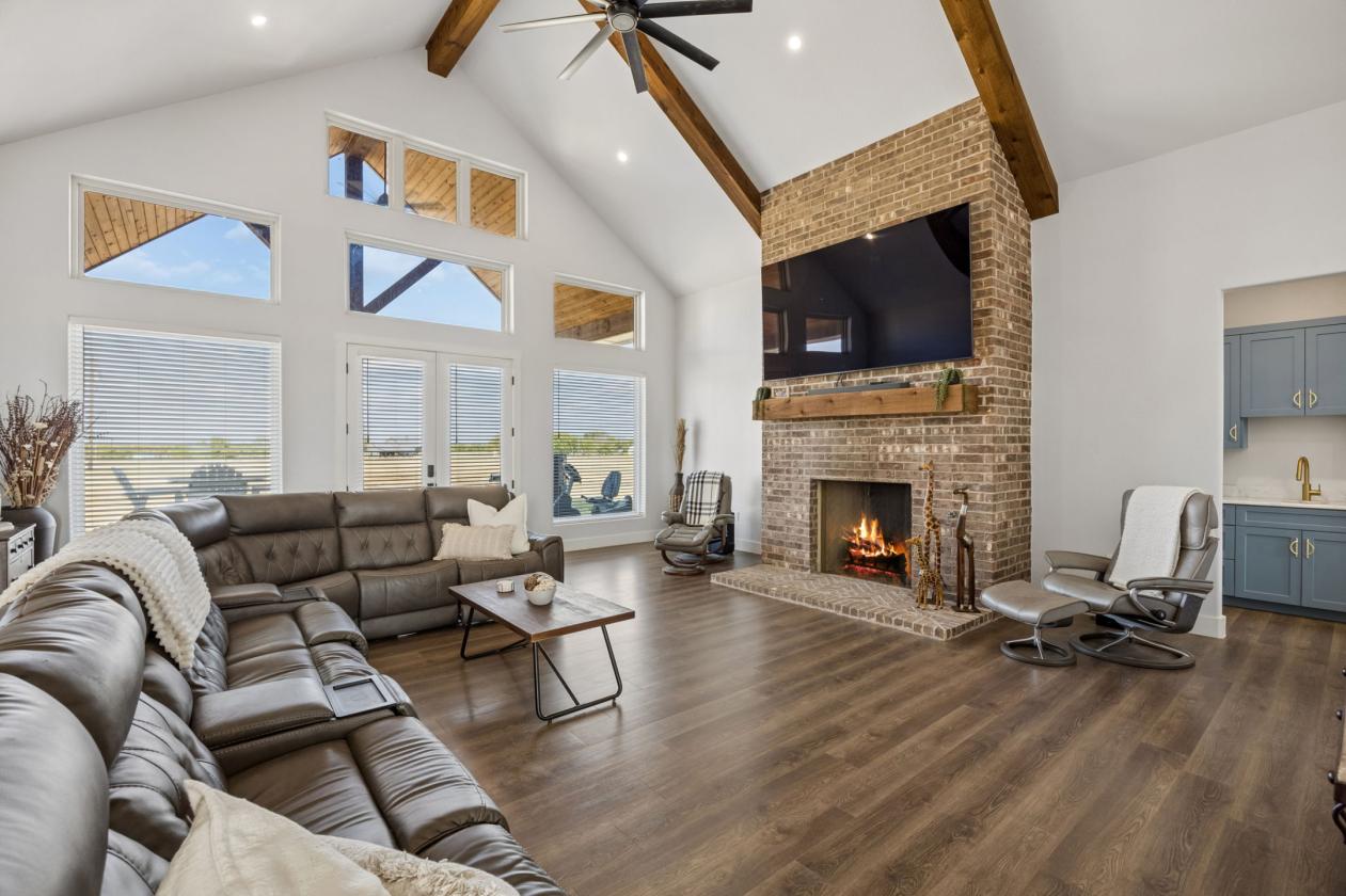 26+ Acres | Modern Farmhouse - photo 5