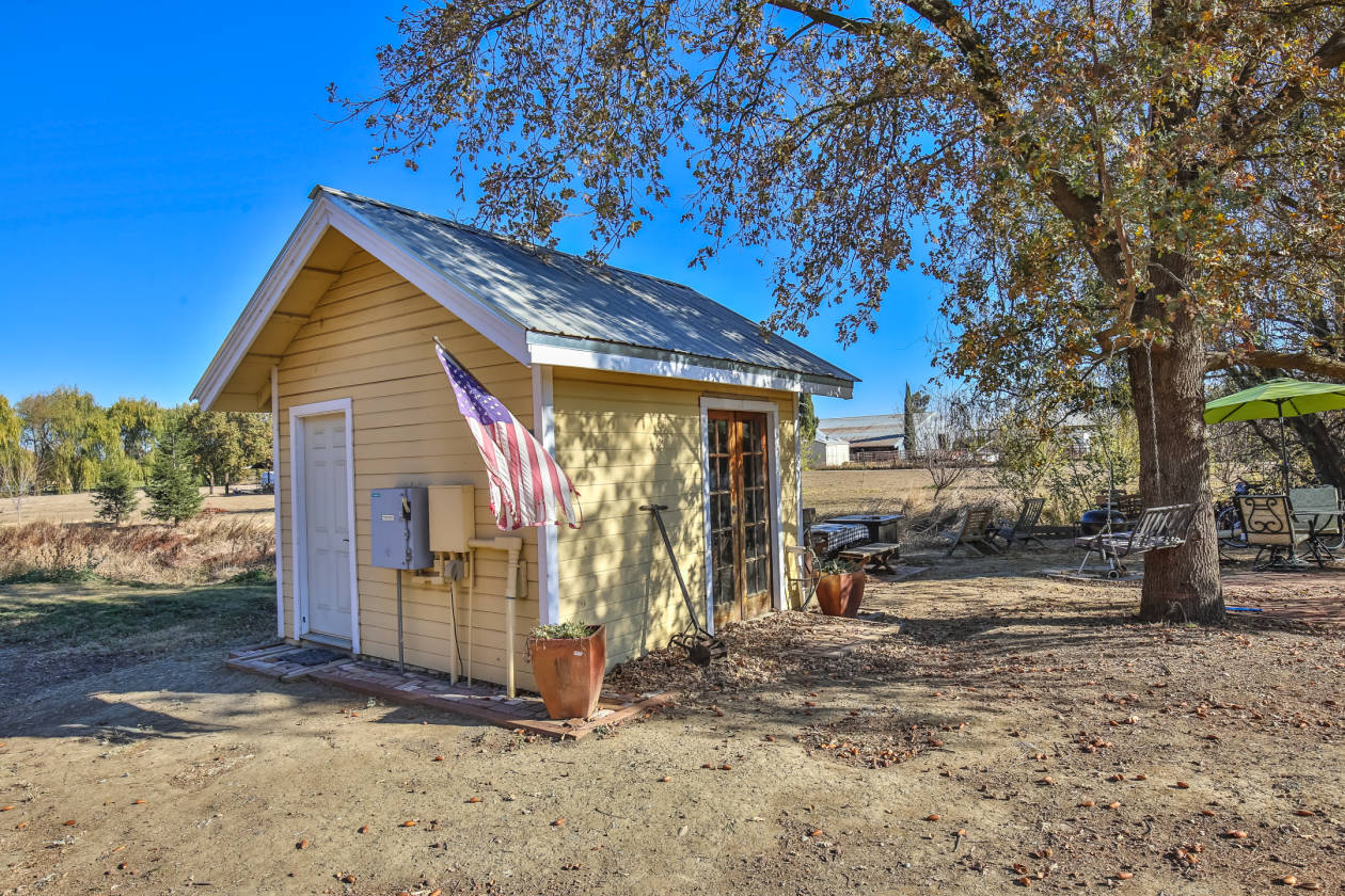 Quintessential Town and Country Davis Yolo County 