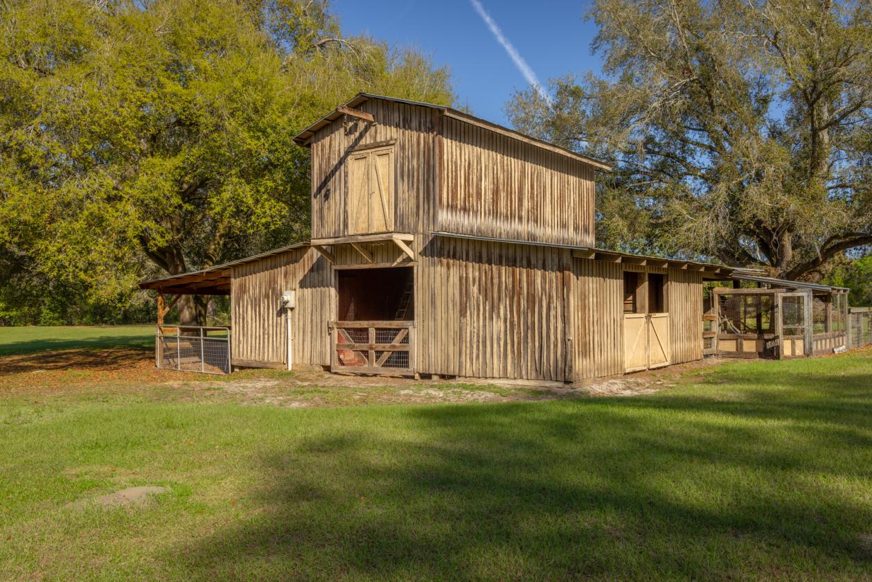 Farmhouse on 5 Acres with Horse Barn - photo 23