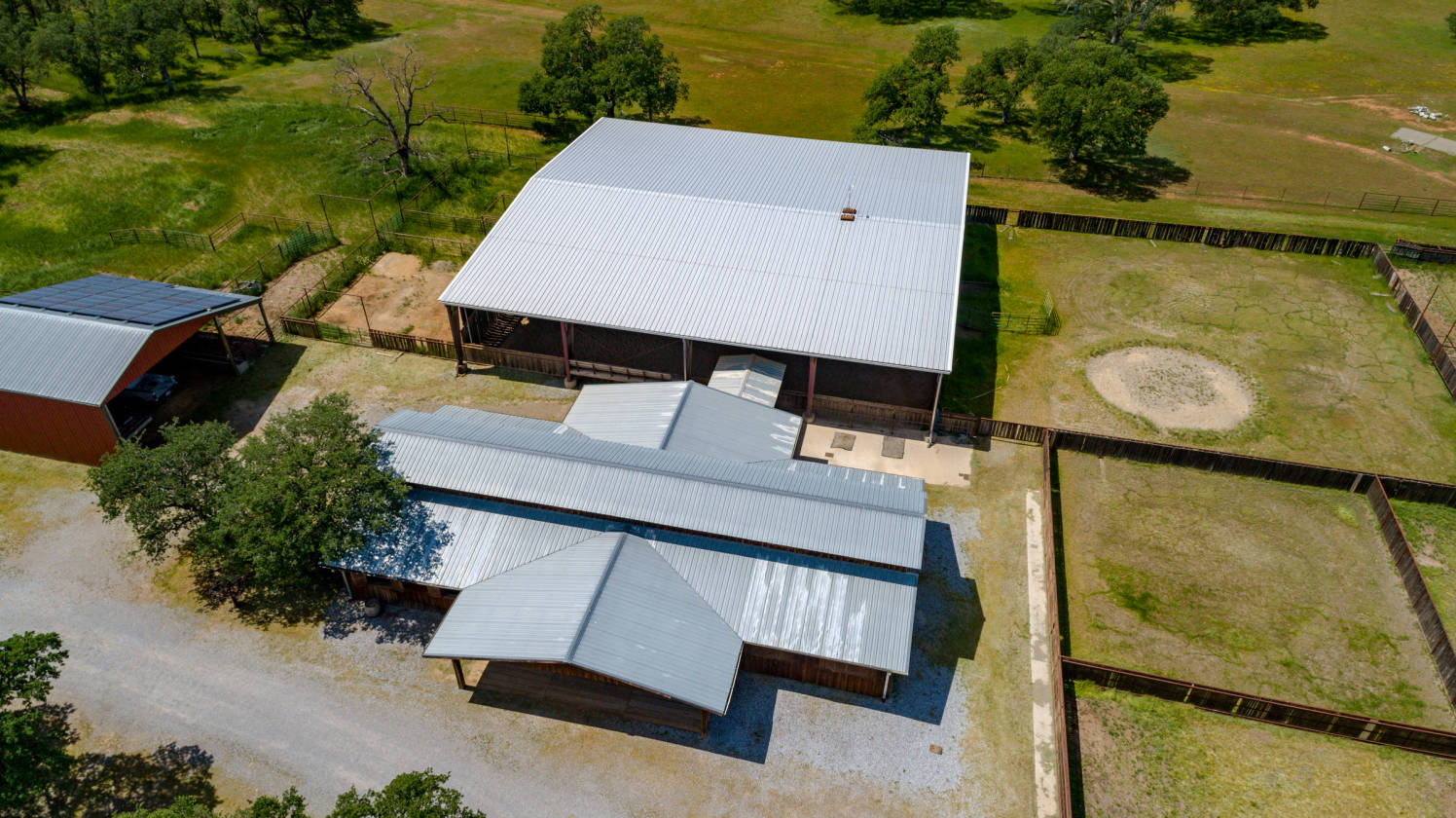 Luxury Equestrian Estate with Covered Arena Palo Cedro, Shasta County