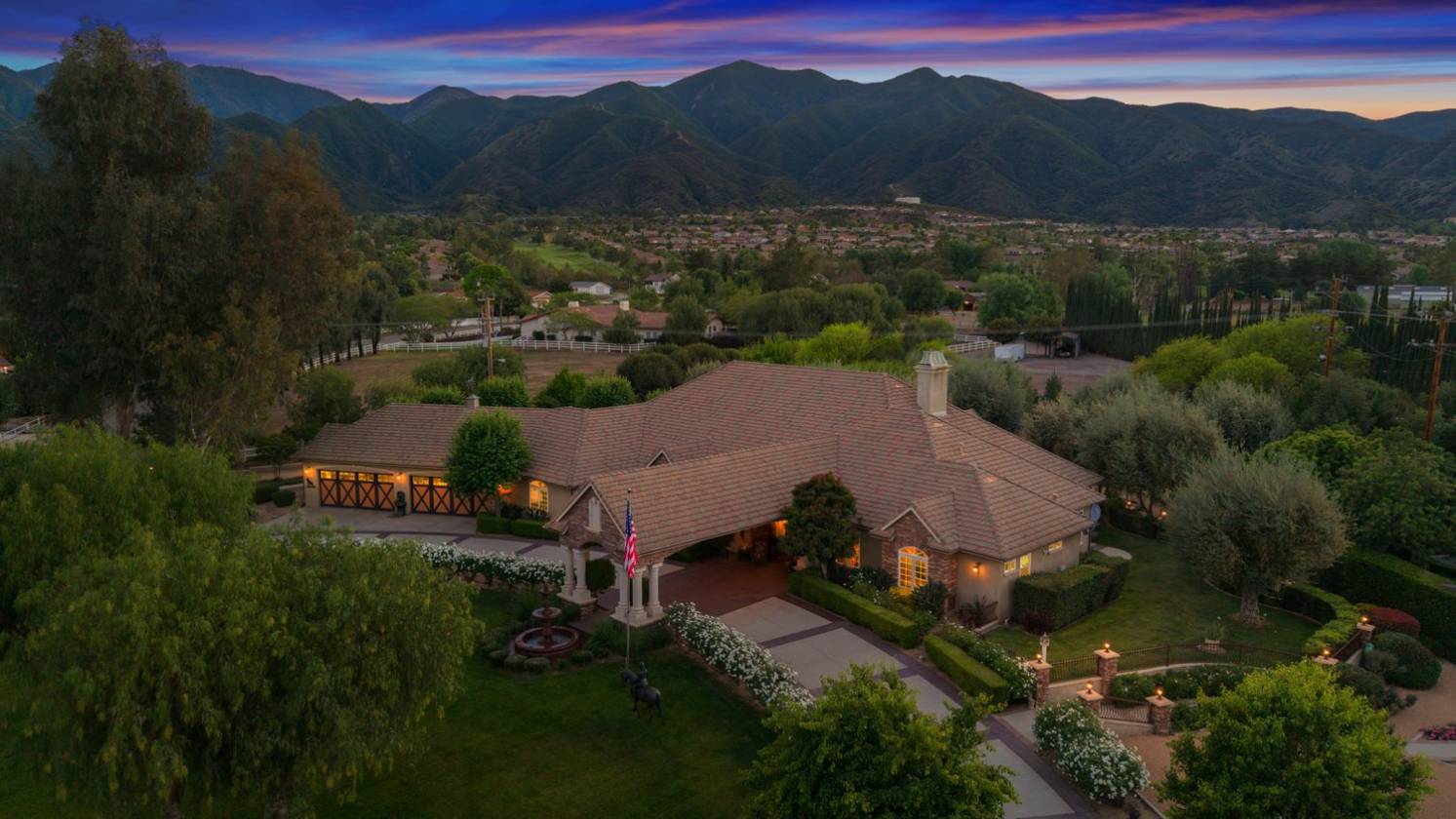 Horse Property for sale.