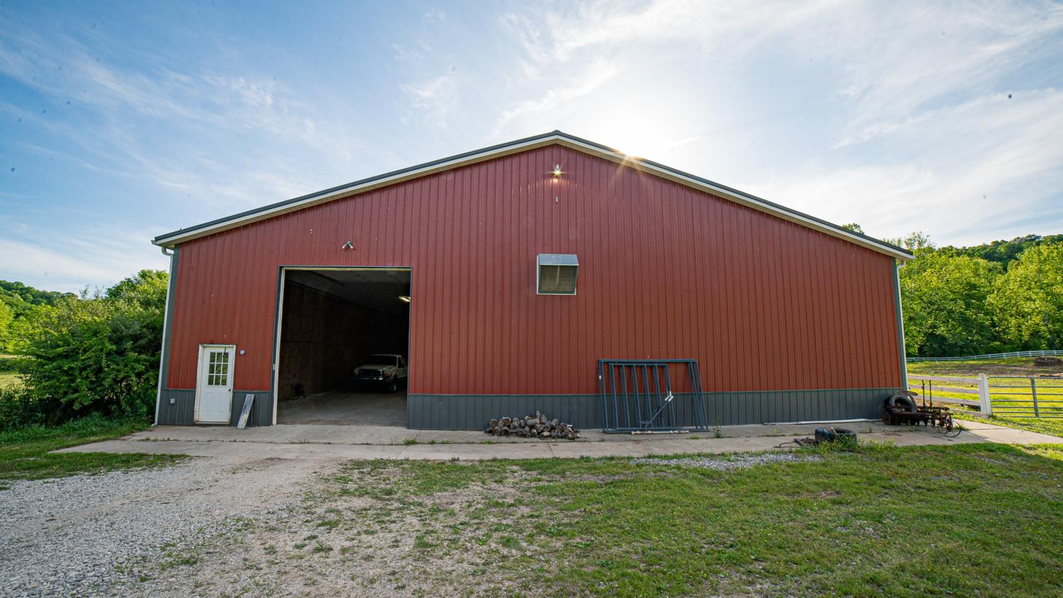 47 acre Equestrian Dream Barn with Remodeled Home - photo 5