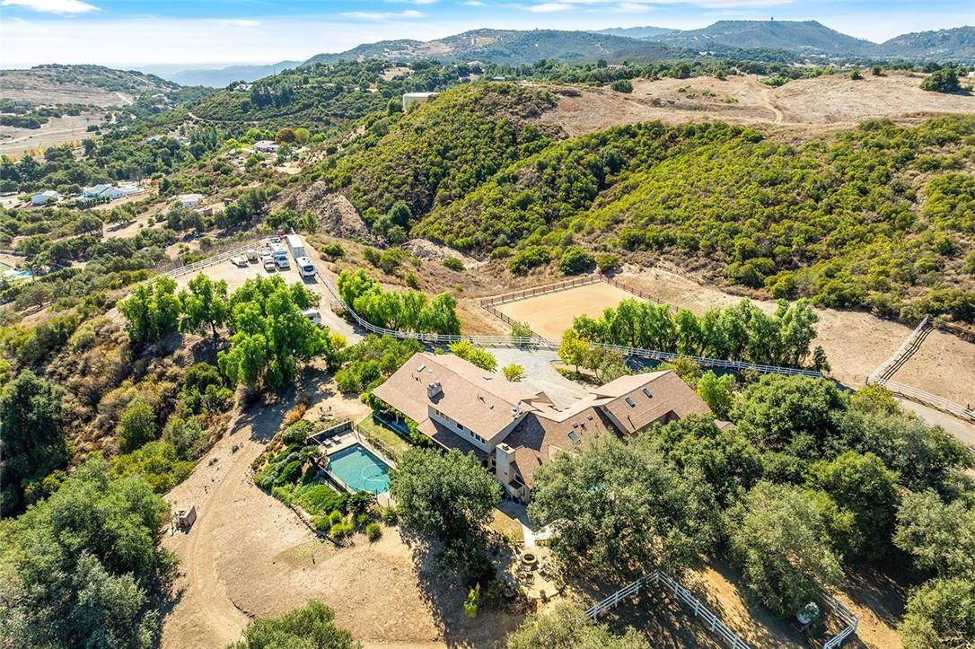 Horse Property for sale.