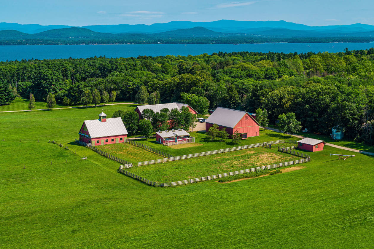 Horse Farms For Sale in NY, Horse Property For Sale in New York