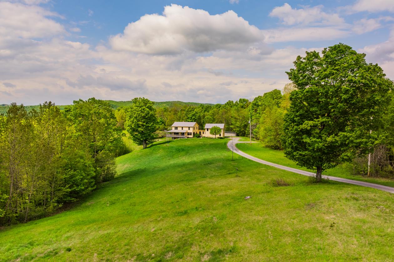 Private 54 Acre In the heart of VT Horse Country - photo 1