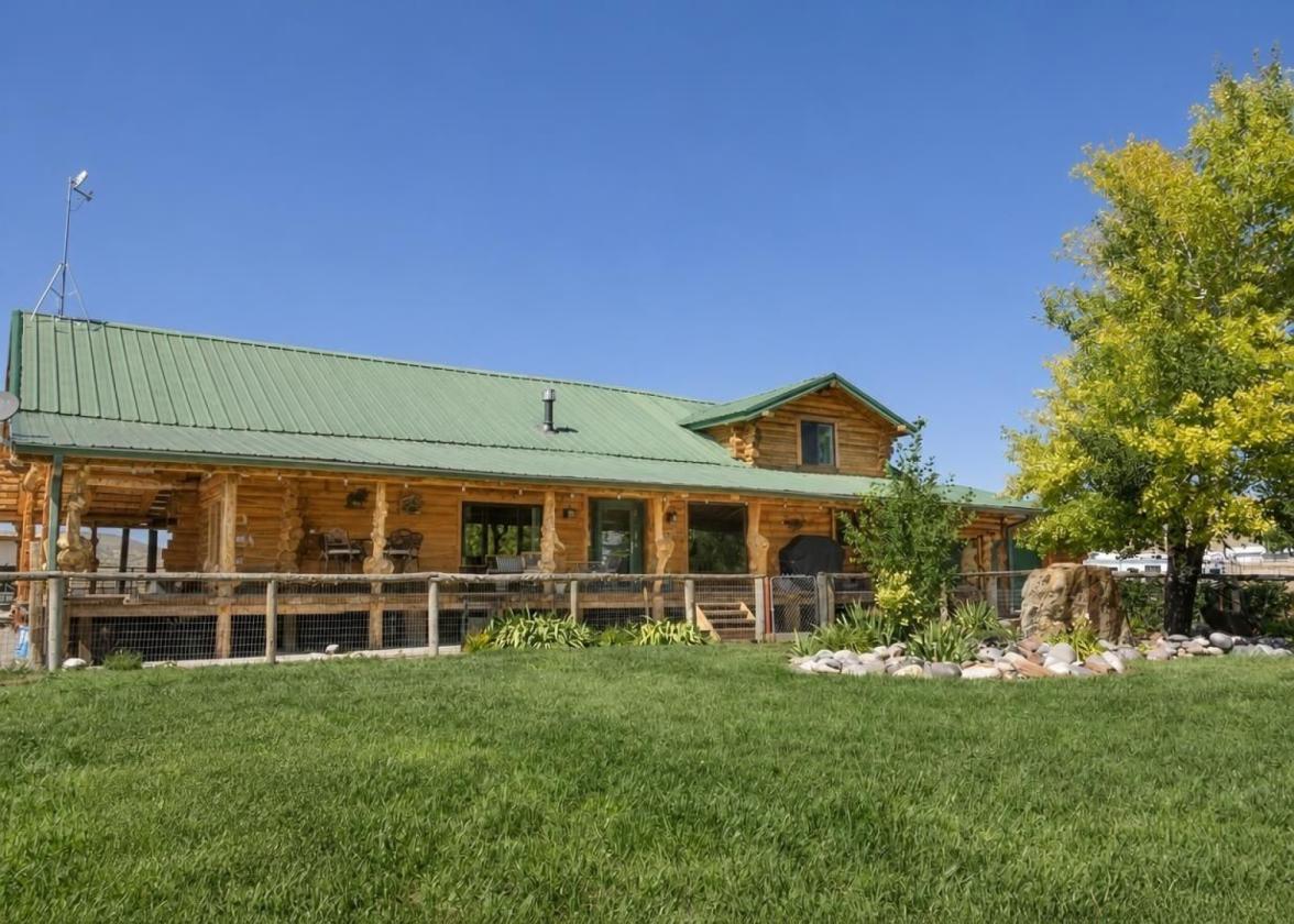 LeClair Horse Retreat - photo 1