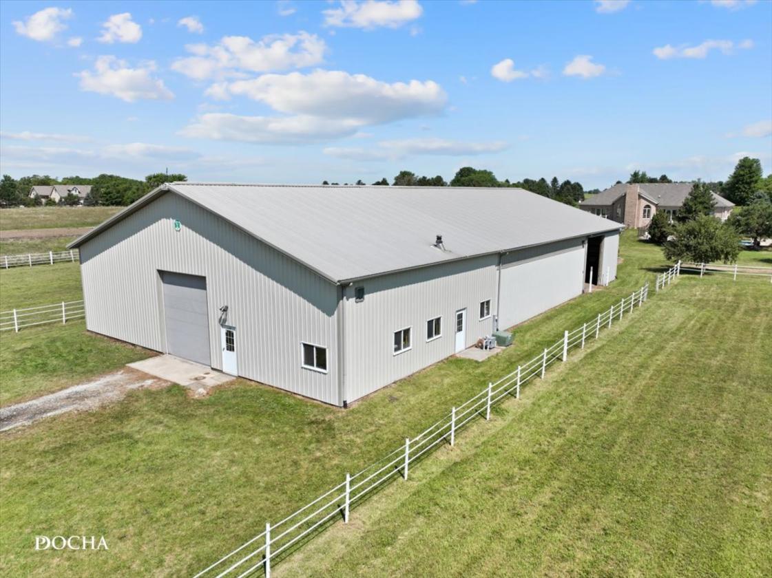 10 Acre Equestrian Estate! - photo 29