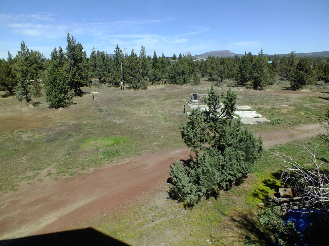 Prime horse property in prime location bordering public land, endless