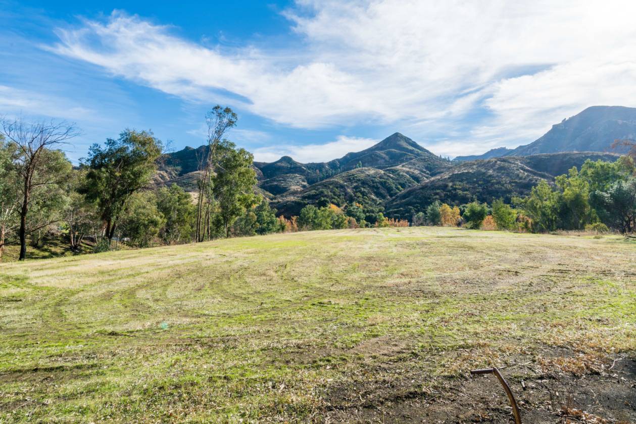 Agoura Hills horse property with approved plans and permits for