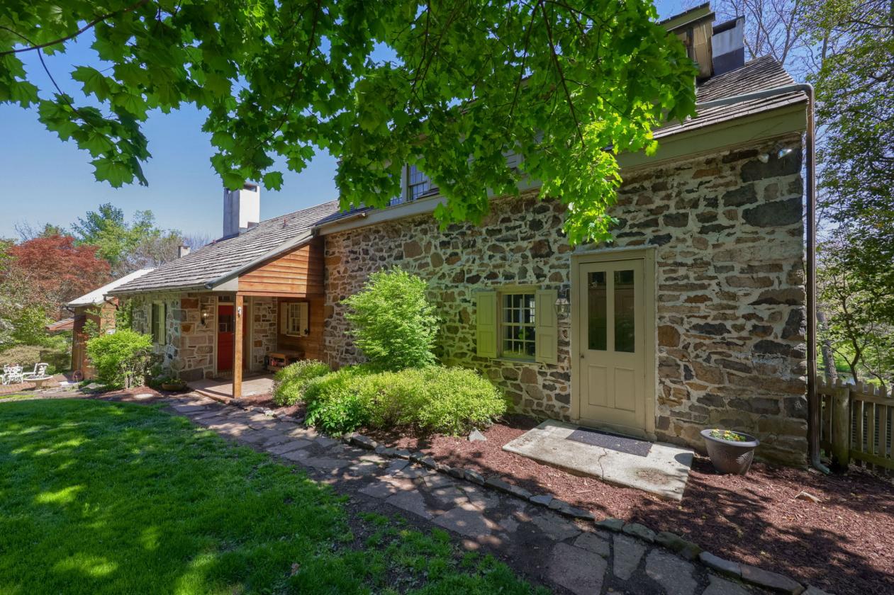 1737 Historic Stone on 11+ Acres - photo 20