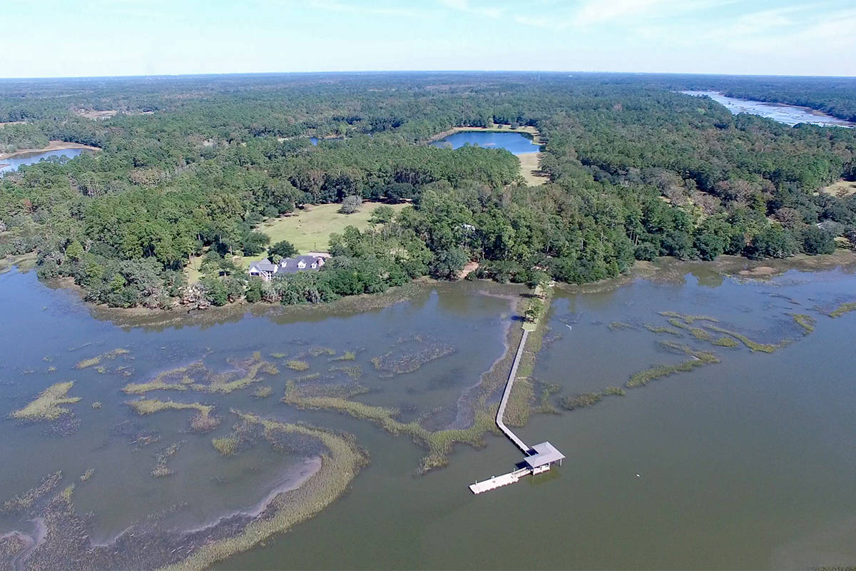 66Acre Lake/Deepwater Tidal Creek Estate on Johns Island Johns