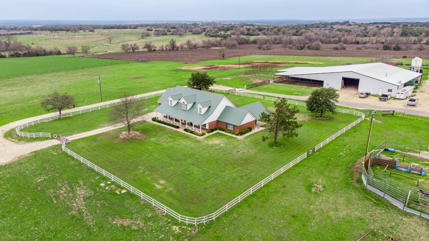 VERSATILEMULTI PURPOSE BLUM RANCH Blum, Hill County, Texas