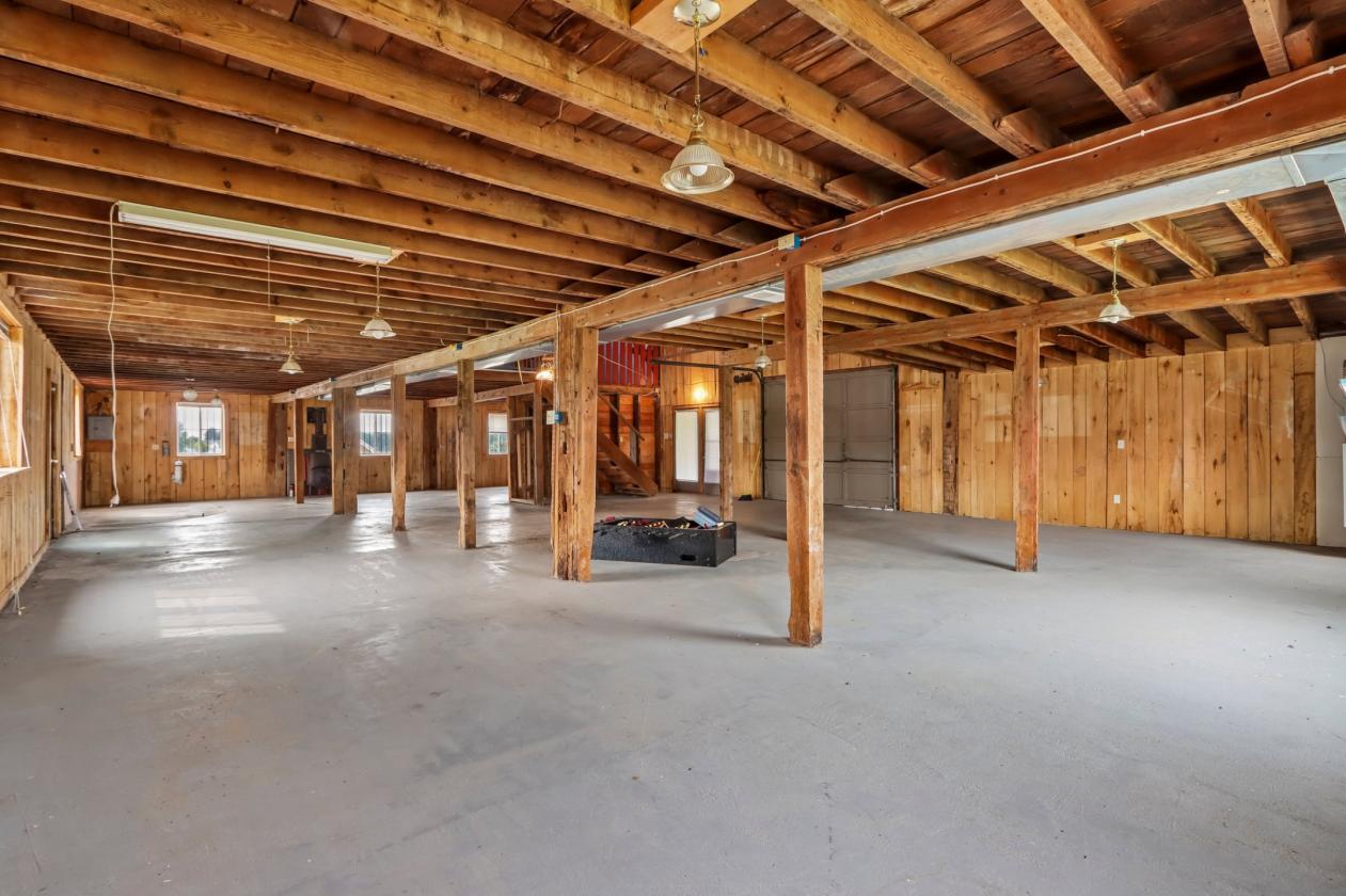 Farmette on 3+ Acres - photo 11