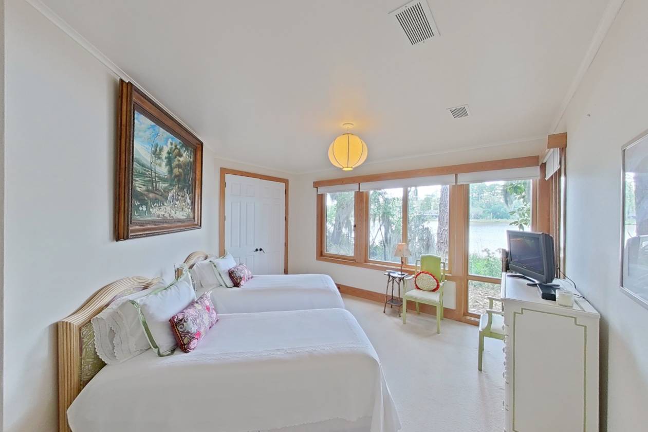 One-of-a-Kind Home in Equestrian Community - photo 14