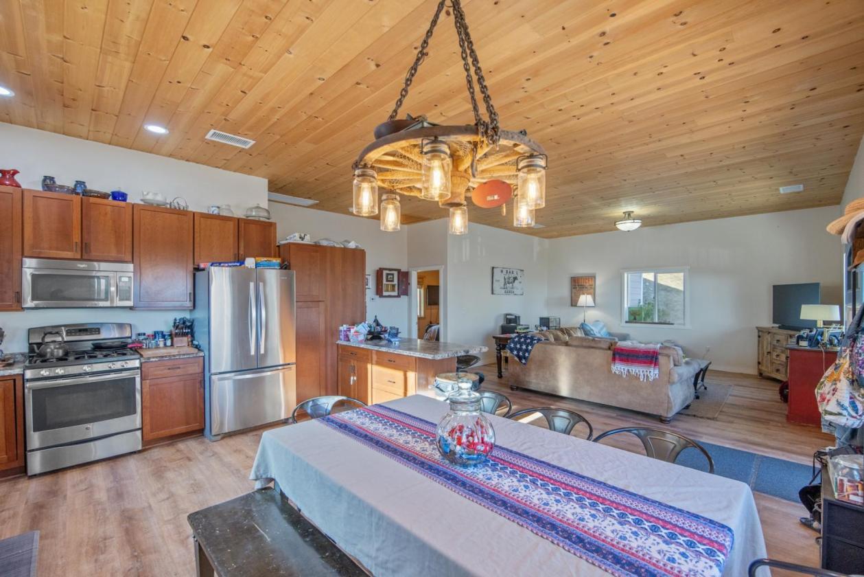 BEAUTIFUL AGUA DULCE VIEWS 160 ACRES - photo 13