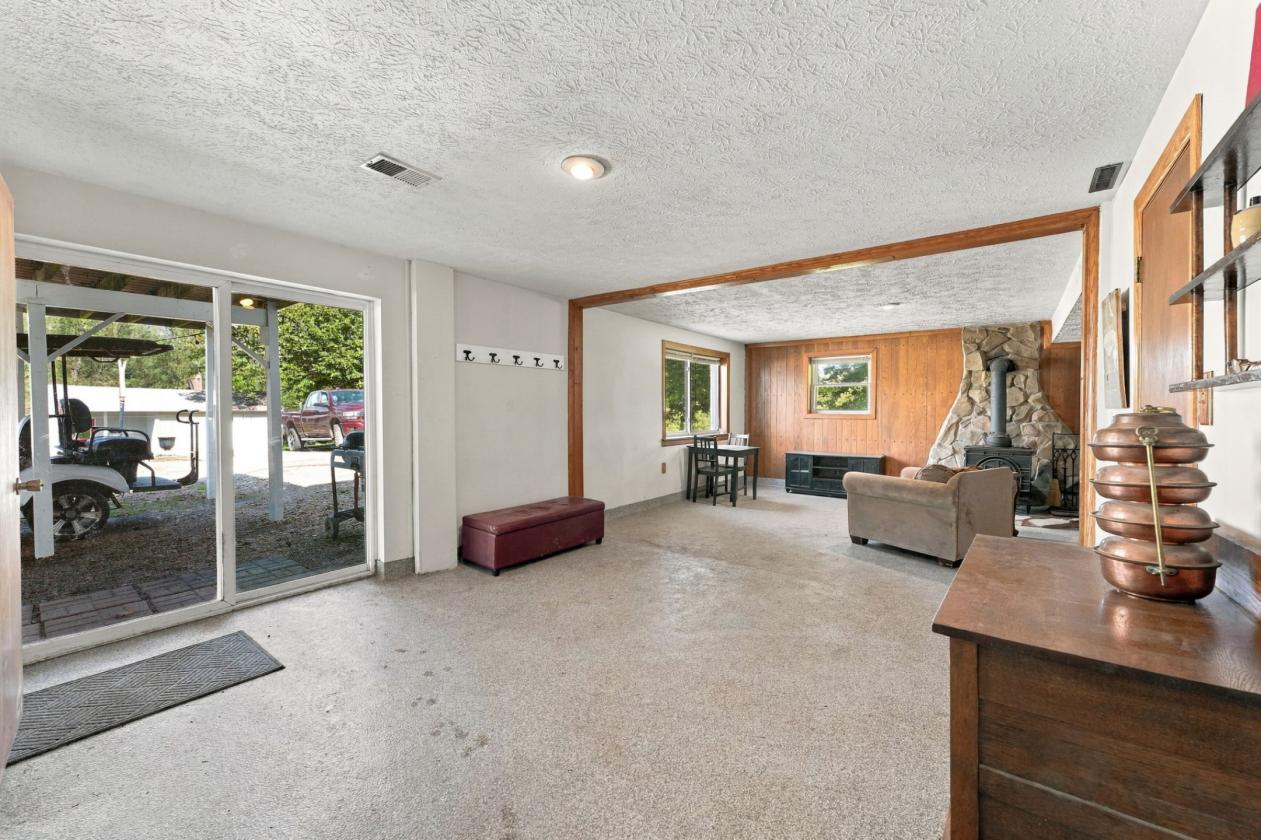 Horse Property with outstanding equine amenities - photo 8