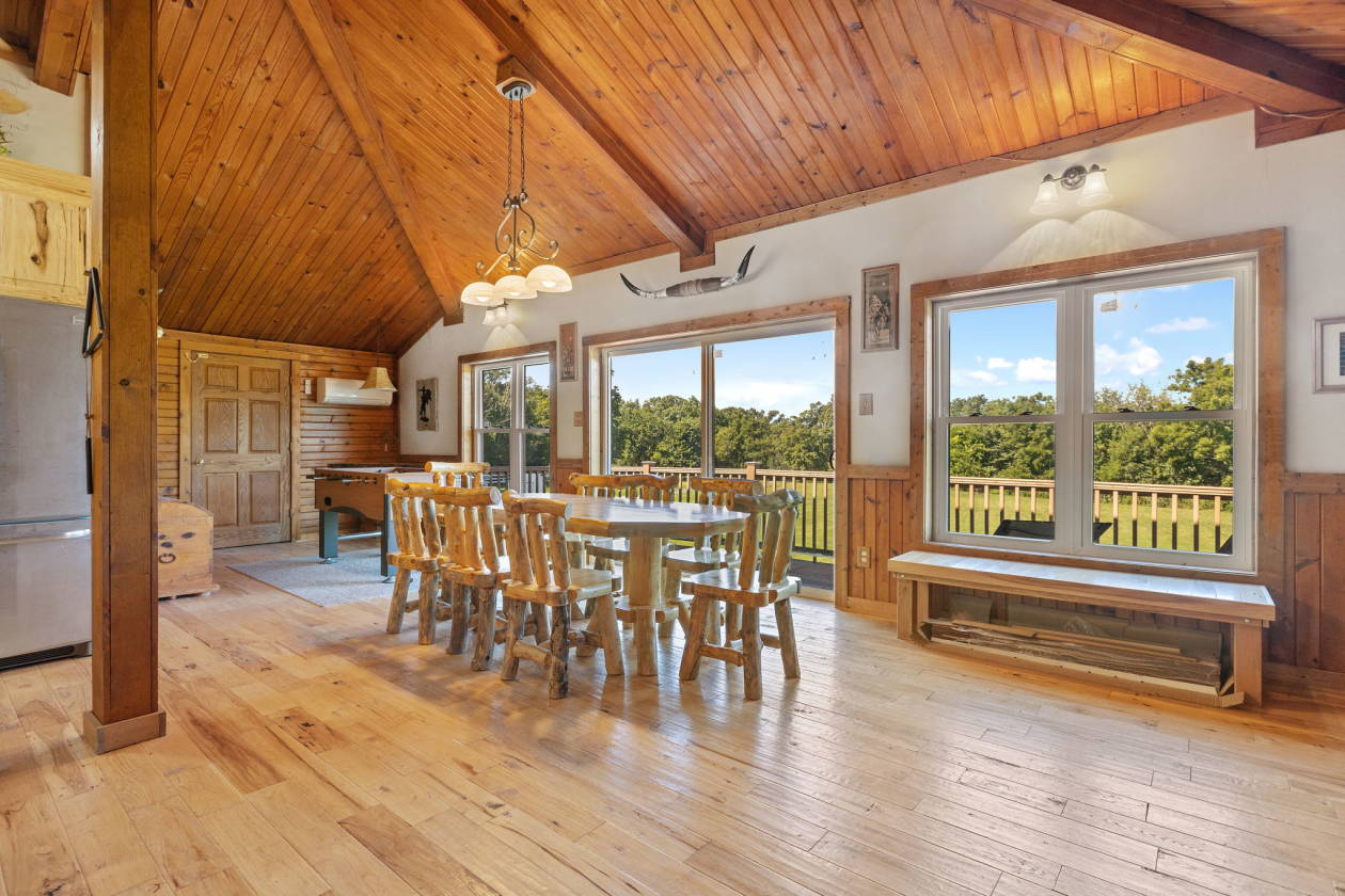 NEW PRICE! 38 ACRE HORSE FARM! - photo 9