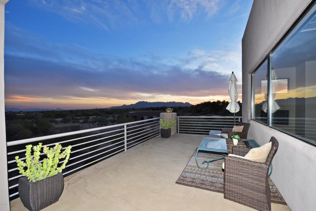 LUXURY EQUESTRIAN ESTATE,  2.7 ACRES - photo 25