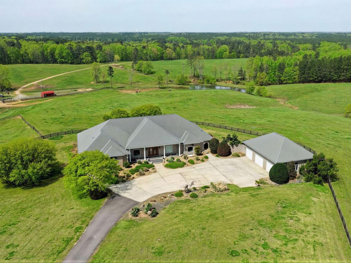 52 Acre Equestrian Estate - photo 5