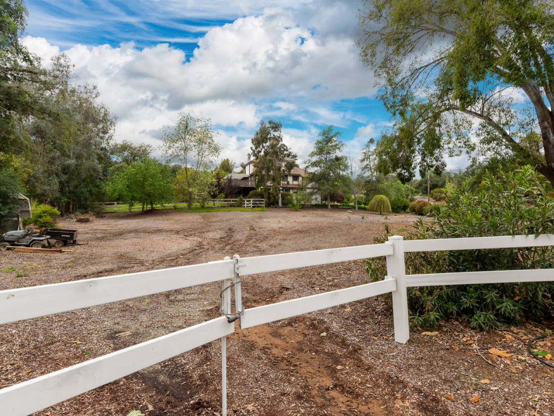 Horse Property and so much more! Fallbrook, San Diego County