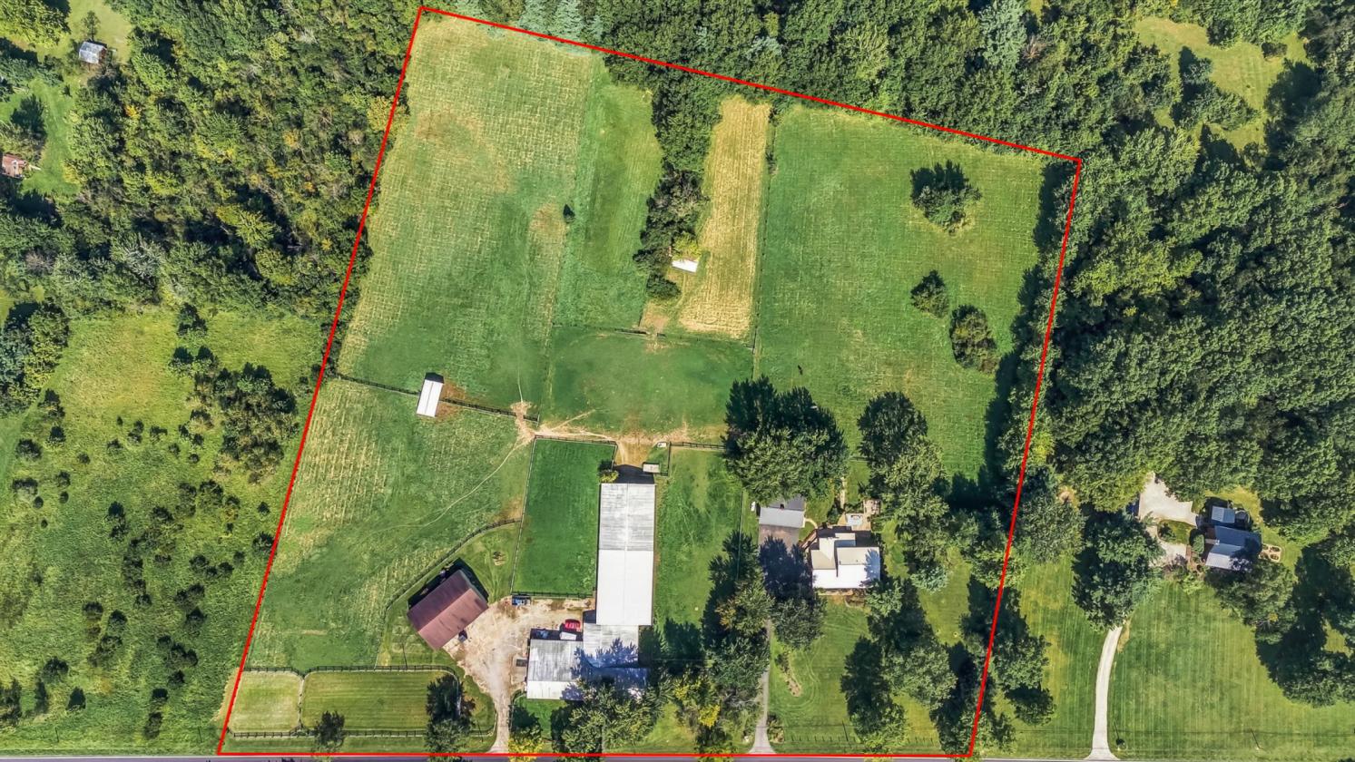 10-Acre Equestrian Estate in Prime Delaware County - photo 1