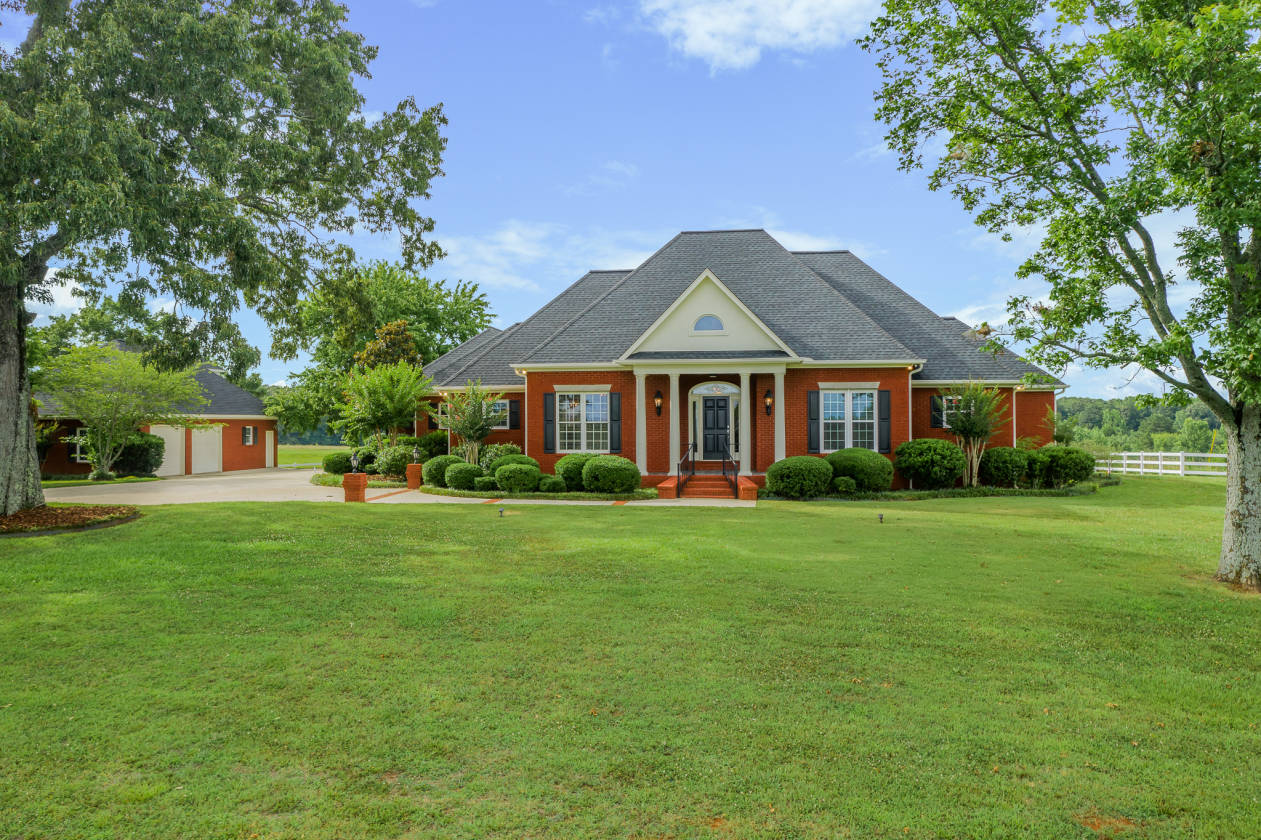 Horse Farms For Sale in Alabama, Horse Property & Ranches For Sale in AL