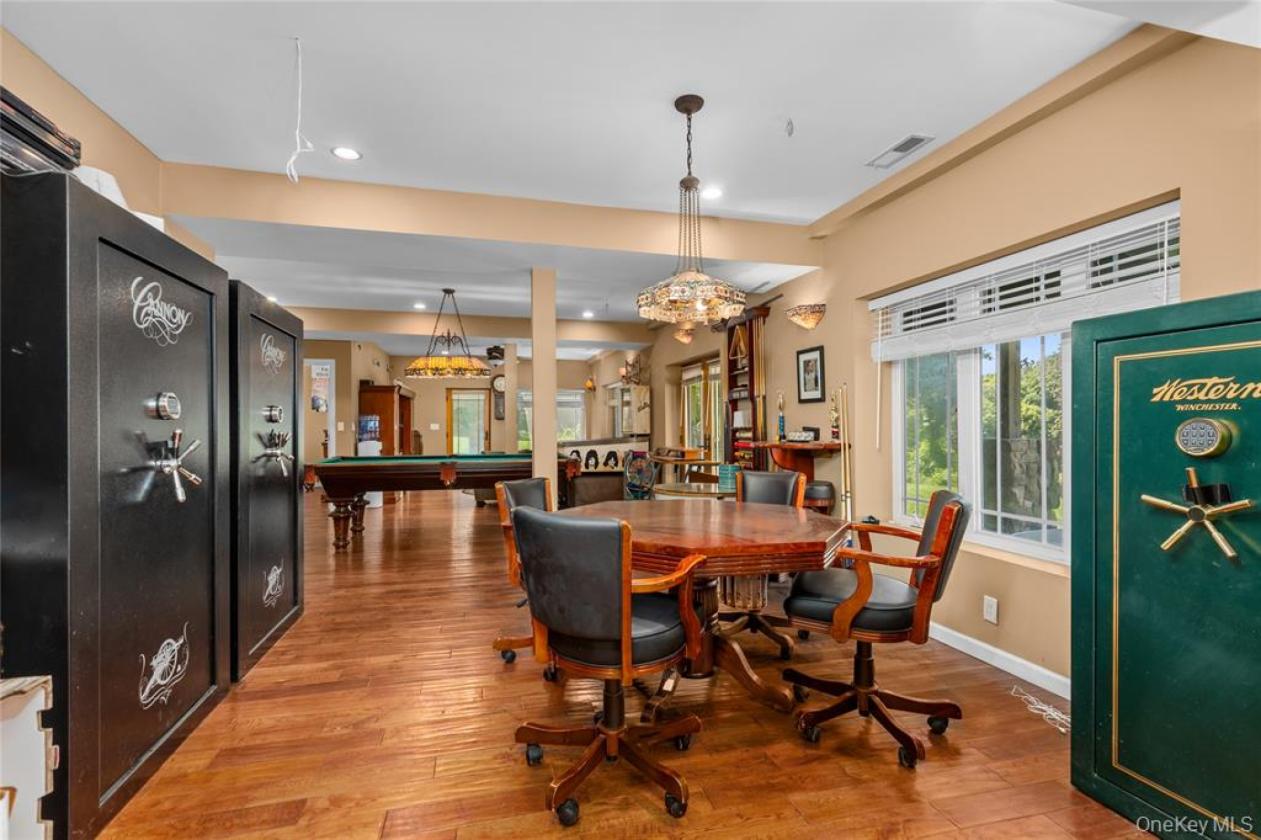 Spectacular 100+ Acre Equestrian Estate - photo 16