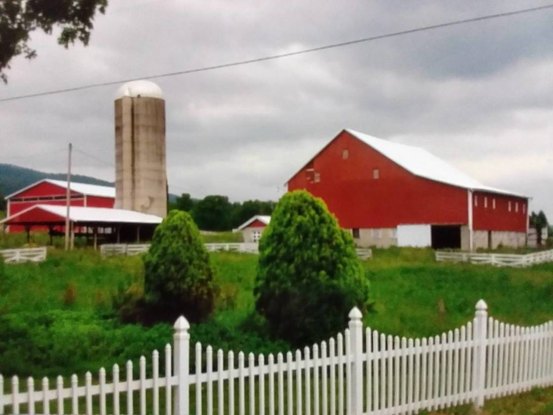 Picturesque Farm in beautiful 4625 Bedford Valley Rd. Bedford, PA
