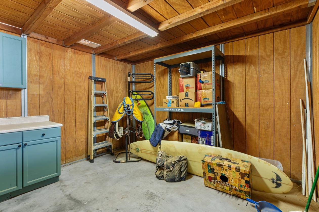 Living the Dream Ranch | Barn, Arena, Pool - photo 25