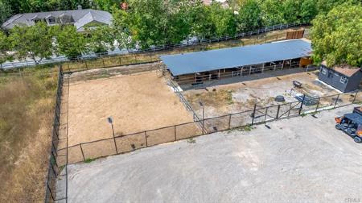 Exceptional Equestrian Estate! - photo 30