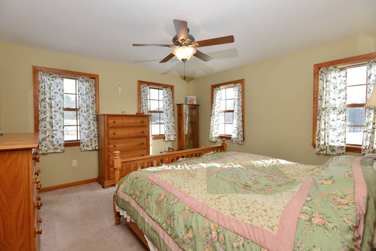 JUST SOLD !!! WONDERFUL POMFRET, CT ,HORSE PROPERTY Pomfret, Windham